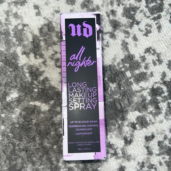URBAN DECAY LONG LASTING MAKEUP SETTING SPRAY + URBAN DECAY EYESHADOW PRIMER - Picture 4 of 7